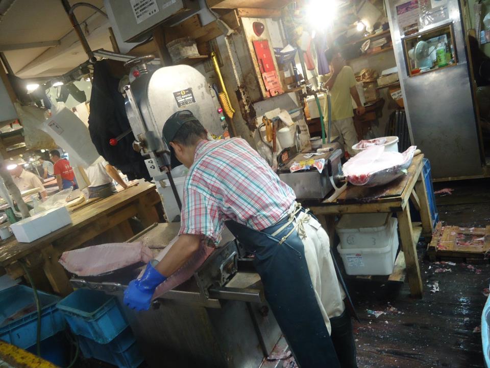 Tokyo in 2 days along the Yamanote Line tsukiji market japan fish market ikigai travel