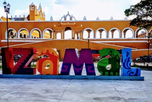 A day trip to the Yellow Town of Izamal